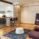 1 Bedroom Gorgeous In Appartement *