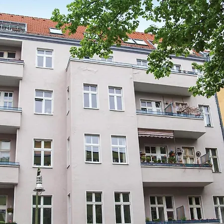 1 Bedroom Gorgeous In Appartement *