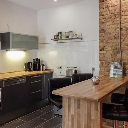 1 Bedroom Gorgeous In Appartement *